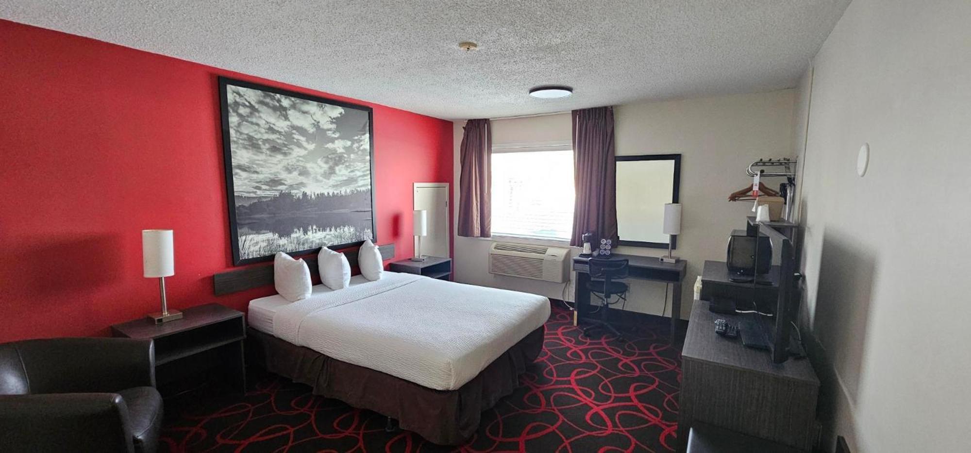 Super 8 by Wyndham Kirkland Lake Eksteriør billede